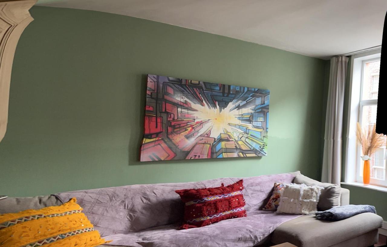 Efren'S Cosy House Hotel บรูจส์ ภายนอก รูปภาพ