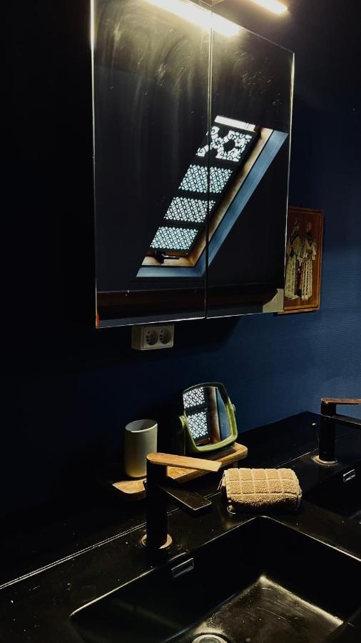 Efren'S Cosy House Hotel บรูจส์ ภายนอก รูปภาพ