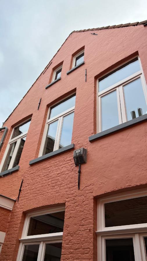 Efren'S Cosy House Hotel บรูจส์ ภายนอก รูปภาพ