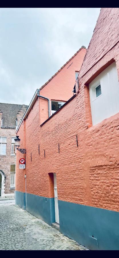 Efren'S Cosy House Hotel บรูจส์ ภายนอก รูปภาพ